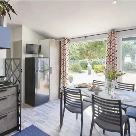 Campingplads 3 Etoiles - Piscine - Eehfig